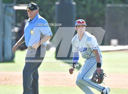 Thumbnail 3 in Santa Margarita vs. Servite photogallery.