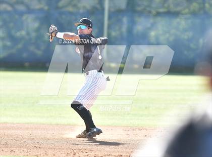 Thumbnail 3 in Santa Margarita vs. Servite photogallery.