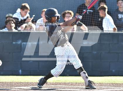Thumbnail 2 in Santa Margarita vs. Servite photogallery.