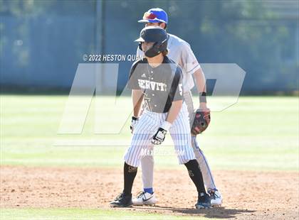 Thumbnail 2 in Santa Margarita vs. Servite photogallery.