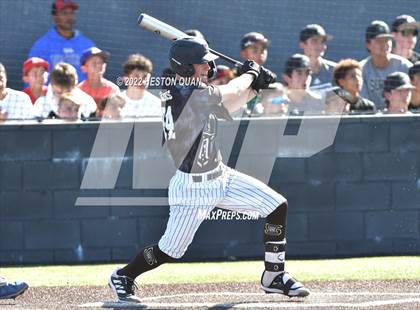 Thumbnail 1 in Santa Margarita vs. Servite photogallery.