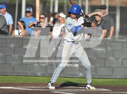 Thumbnail 3 in Santa Margarita vs. Servite photogallery.