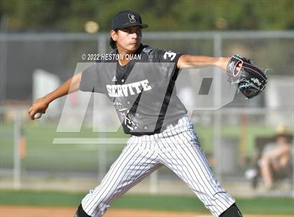 Thumbnail 2 in Santa Margarita vs. Servite photogallery.