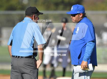 Thumbnail 1 in Santa Margarita vs. Servite photogallery.