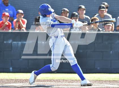 Thumbnail 2 in Santa Margarita vs. Servite photogallery.