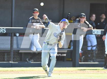 Thumbnail 2 in Santa Margarita vs. Servite photogallery.