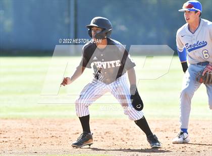 Thumbnail 3 in Santa Margarita vs. Servite photogallery.