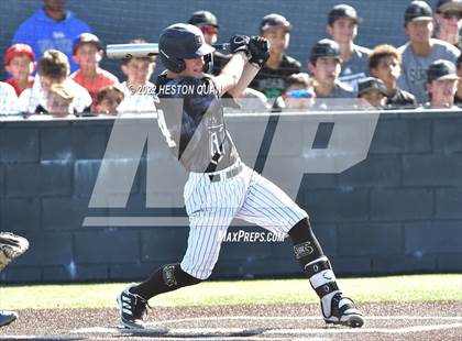 Thumbnail 3 in Santa Margarita vs. Servite photogallery.