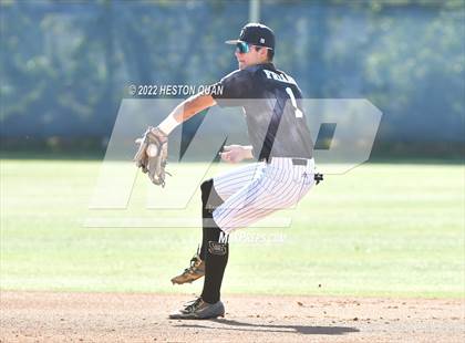 Thumbnail 3 in Santa Margarita vs. Servite photogallery.
