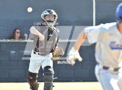 Thumbnail 1 in Santa Margarita vs. Servite photogallery.