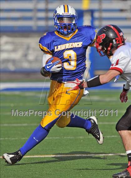 Thumbnail 3 in Lawrence vs. Plainedge (Section 8 Class III Final) photogallery.