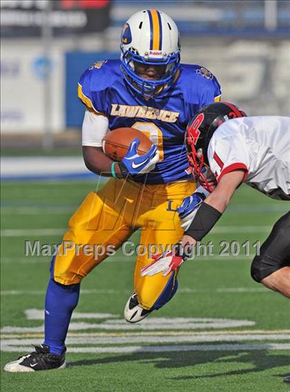 Thumbnail 3 in Lawrence vs. Plainedge (Section 8 Class III Final) photogallery.