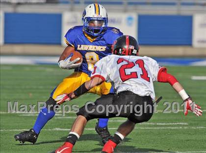 Thumbnail 2 in Lawrence vs. Plainedge (Section 8 Class III Final) photogallery.