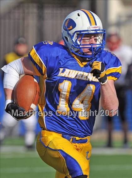 Thumbnail 1 in Lawrence vs. Plainedge (Section 8 Class III Final) photogallery.