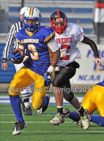 Thumbnail 1 in Lawrence vs. Plainedge (Section 8 Class III Final) photogallery.