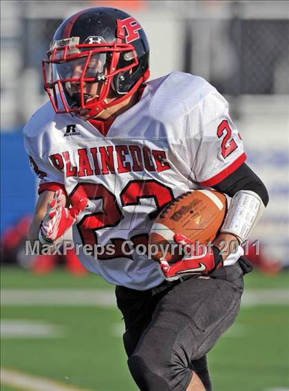Thumbnail 3 in Lawrence vs. Plainedge (Section 8 Class III Final) photogallery.