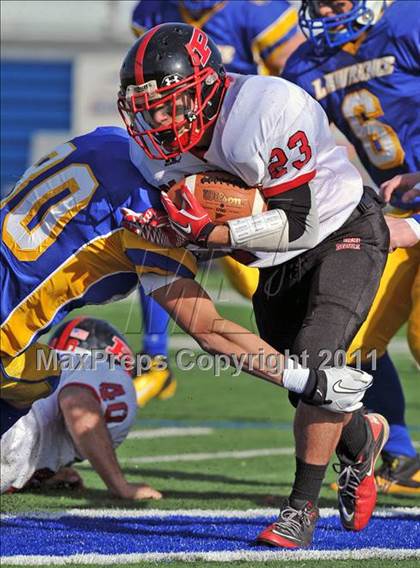 Thumbnail 2 in Lawrence vs. Plainedge (Section 8 Class III Final) photogallery.