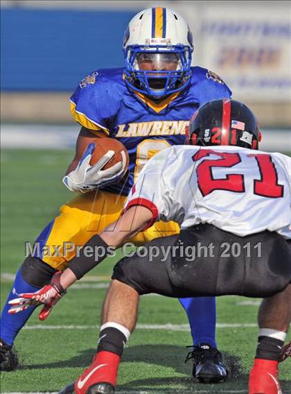 Thumbnail 3 in Lawrence vs. Plainedge (Section 8 Class III Final) photogallery.