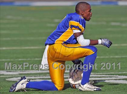 Thumbnail 3 in Lawrence vs. Plainedge (Section 8 Class III Final) photogallery.