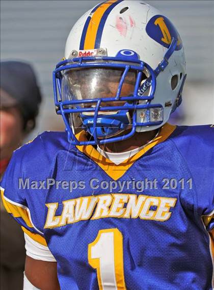 Thumbnail 2 in Lawrence vs. Plainedge (Section 8 Class III Final) photogallery.