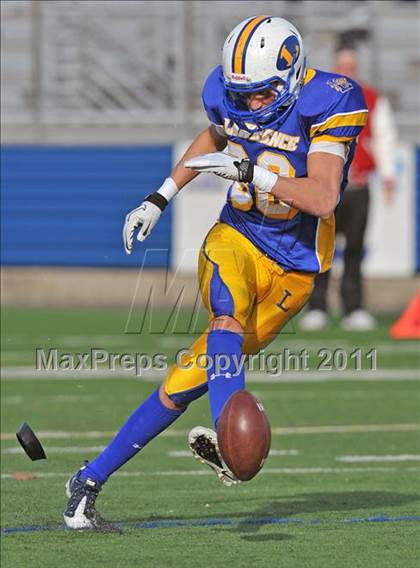 Thumbnail 3 in Lawrence vs. Plainedge (Section 8 Class III Final) photogallery.