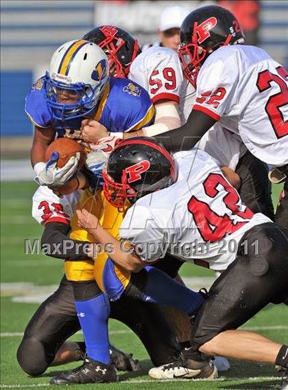 Thumbnail 2 in Lawrence vs. Plainedge (Section 8 Class III Final) photogallery.