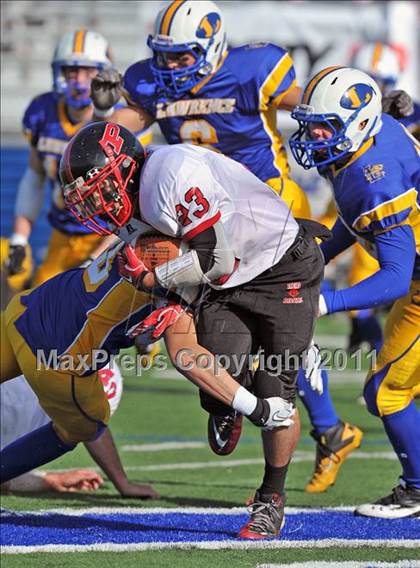 Thumbnail 3 in Lawrence vs. Plainedge (Section 8 Class III Final) photogallery.