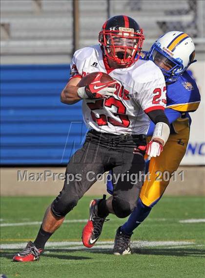Thumbnail 2 in Lawrence vs. Plainedge (Section 8 Class III Final) photogallery.