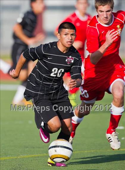 Thumbnail 2 in Pearland vs Tomball (Pasadena Cup Invitational) photogallery.