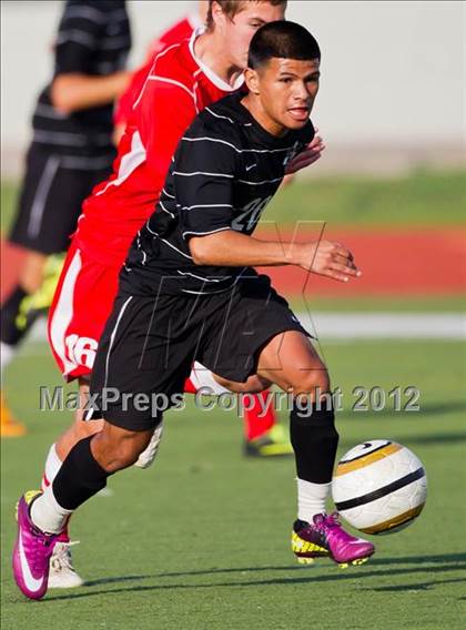 Thumbnail 3 in Pearland vs Tomball (Pasadena Cup Invitational) photogallery.