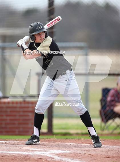 Thumbnail 2 in Whitewright vs Marietta photogallery.