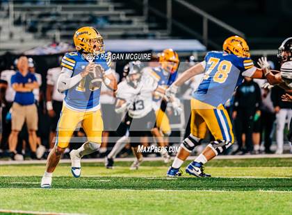 Thumbnail 1 in Hilliard Darby @ Olentangy photogallery.