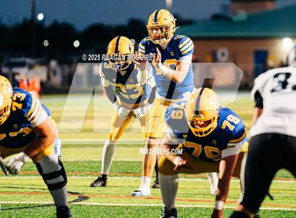 Thumbnail 1 in Hilliard Darby @ Olentangy photogallery.