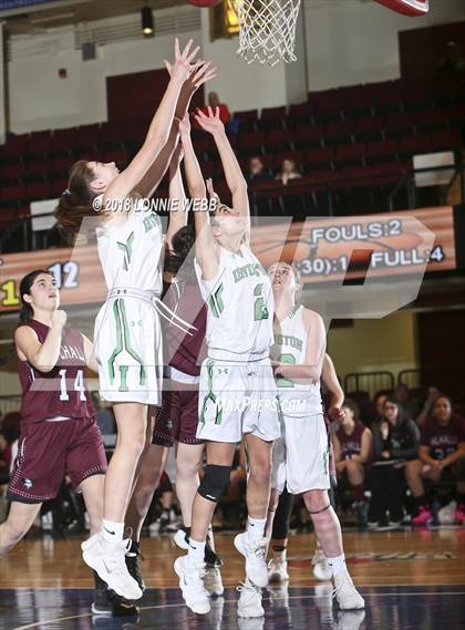 Thumbnail 2 in Irvington vs (Section 1 Class B Semifinal) photogallery.