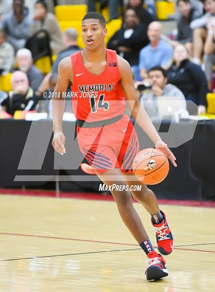 Thumbnail 1 in San Joaquin Memorial vs. Pinnacle (Hoophall West Tournament) photogallery.