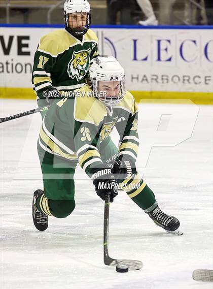 Thumbnail 2 in Bishop Timon-St. Jude @ St. Joseph's Collegiate Institute (MMHSAA Quarter Final) photogallery.