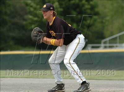 Thumbnail 1 in Ludlowe vs. Hand (CIAC Class L Semifinal) photogallery.