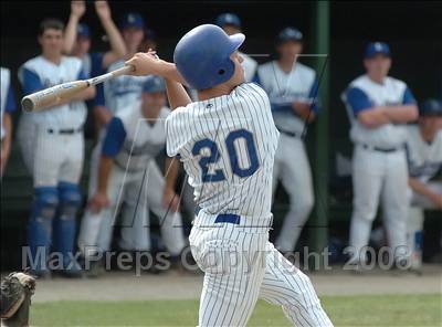 Thumbnail 2 in Ludlowe vs. Hand (CIAC Class L Semifinal) photogallery.