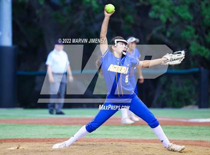 Thumbnail 2 in Oaks Christian vs Agoura photogallery.
