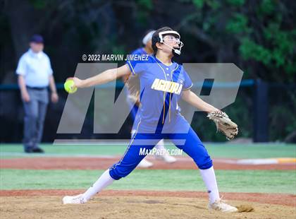Thumbnail 3 in Oaks Christian vs Agoura photogallery.