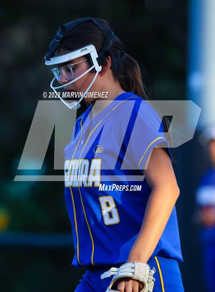 Thumbnail 3 in Oaks Christian vs Agoura photogallery.