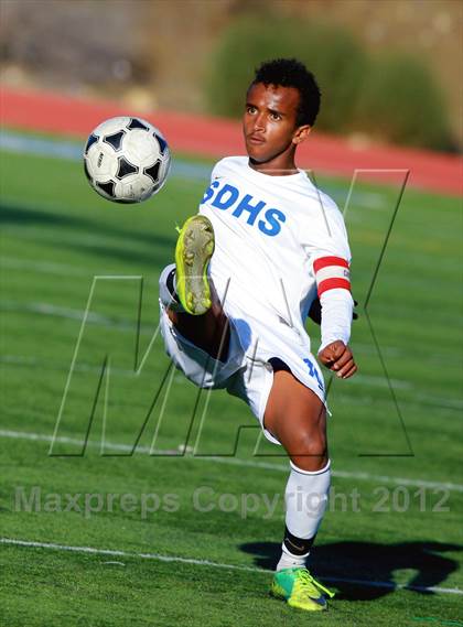 Thumbnail 2 in Calexico vs. San Diego (San Diego City Tournament) photogallery.