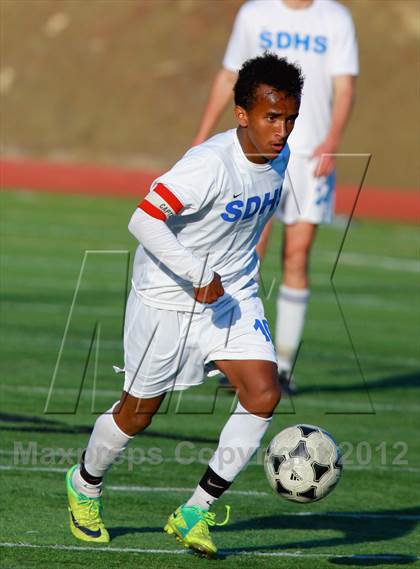 Thumbnail 1 in Calexico vs. San Diego (San Diego City Tournament) photogallery.