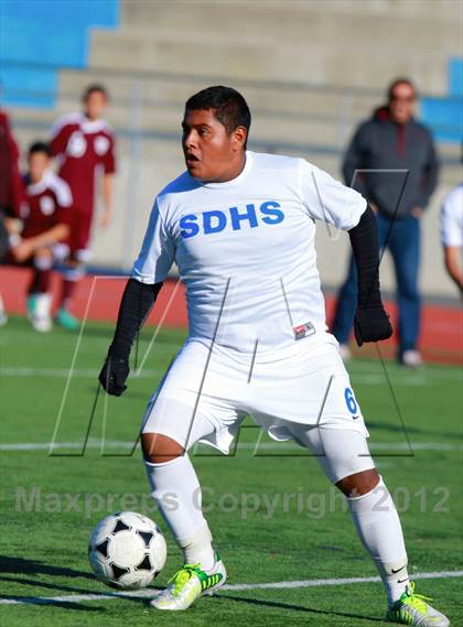 Thumbnail 1 in Calexico vs. San Diego (San Diego City Tournament) photogallery.