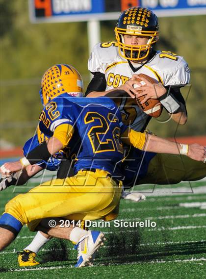 Thumbnail 2 in Tempe Prep vs. Arizona Lutheran Academy (AIA Division 5 Semifinal) photogallery.