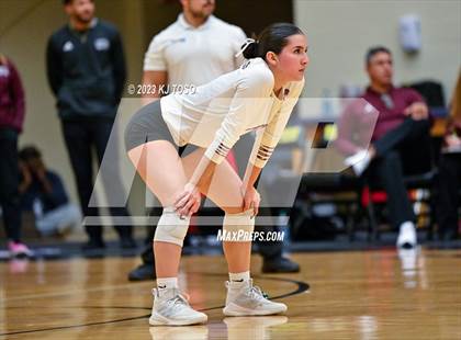 Thumbnail 1 in Floresville vs. Wimberley (UIL 4A Regional Semi-Final) photogallery.