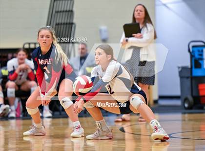 Thumbnail 1 in Floresville vs. Wimberley (UIL 4A Regional Semi-Final) photogallery.