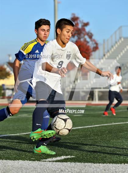 Thumbnail 3 in Anaheim @ Valencia photogallery.