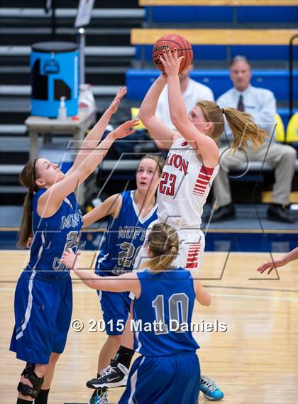 Thumbnail 3 in Eaton vs. Moffat County (CHSAA 3A Consolation) photogallery.