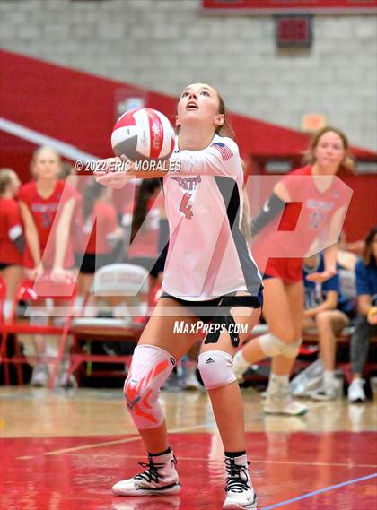 Thumbnail 3 in Christian Vs Otay Ranch (Sweetwater Prime Sports Tournament) photogallery.